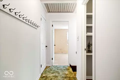 Entry Way - 5336 W Epler Rd, Indianapolis, IN 46221 photo 2 of 3