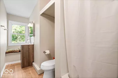 Bath - 5336 W Epler Rd, Indianapolis, IN 46221 photo 3 of 4