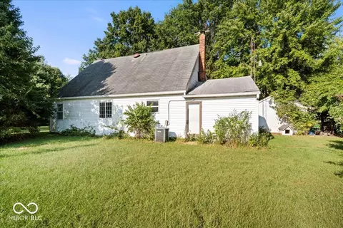 Exterior - 5336 W Epler Rd, Indianapolis, IN 46221 photo 9 of 16