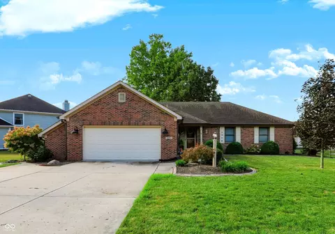 5247 Lacy, Greenwood, IN 46142