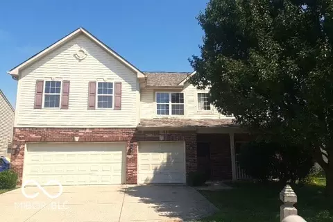 4933 Birmingham Dr, Indianapolis, IN 46235