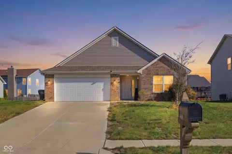 6430 W Mulberry Way, Greenfield, IN 46140