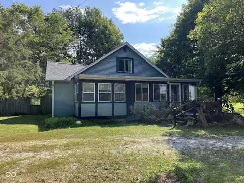 305 E County Road 900 S, Clayton, IN 46118
