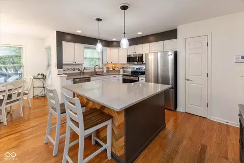 Kitchen - 11023 Timberview Dr, Fishers, IN 46037 photo 3 of 5