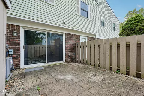 Exterior - 3962 Braddock Rd, Indianapolis, IN 46268 photo 7 of 10