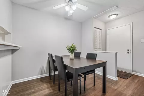 Dining - 3962 Braddock Rd, Indianapolis, IN 46268 photo 2 of 2