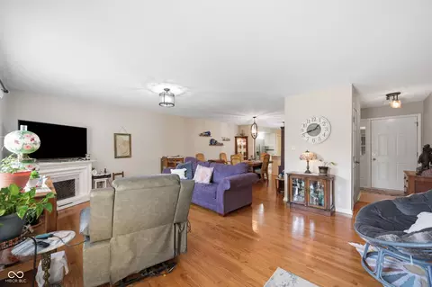 Living - 544 Buck Ln, Pendleton, IN 46064 photo 1 of 2