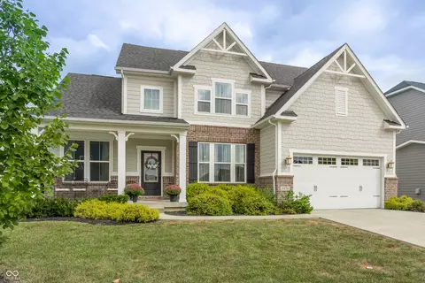 4426 Eagleridge Ln, Zionsville, IN 46077