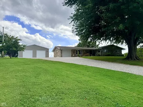 1644 W County Road 100 N, Greencastle, IN 46135