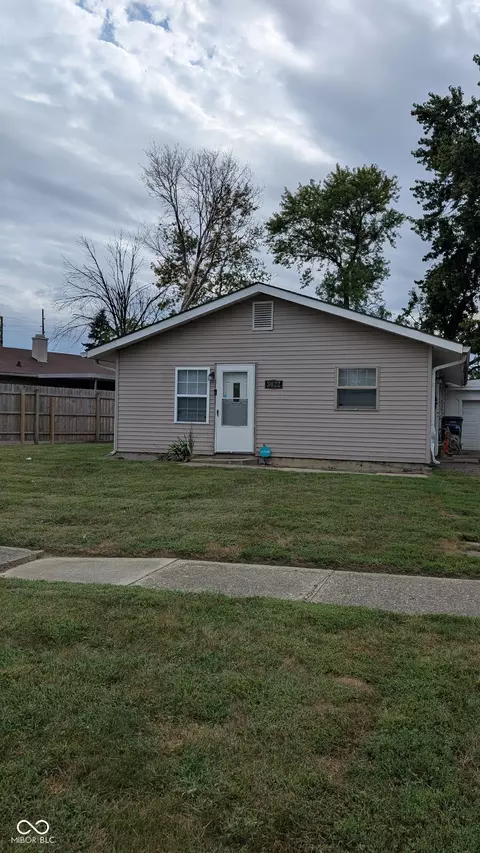 3022 Midvale Dr, Indianapolis, IN 46222