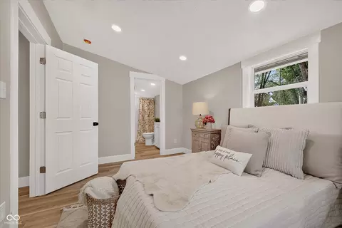 Bedroom - 4720 Caroline St, Indianapolis, IN 46205 photo 2 of 4