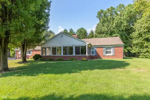 1366 N Washington St, Danville, IN 46122