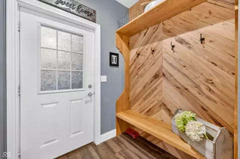Entry Way - 9248 E State Road 256, Austin, IN 47102 photo 4 of 5