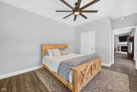Bedroom - 9248 E State Road 256, Austin, IN 47102 photo 5 of 6