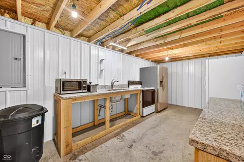 Kitchen - 9248 E State Road 256, Austin, IN 47102 photo 3 of 4