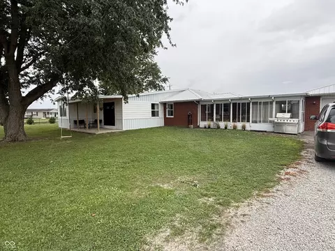 2934 E 600 N, Alexandria, IN 46001