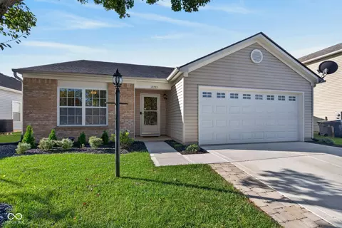 12733 Pinetop Way, Noblesville, IN 46060