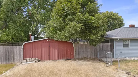 Exterior - 1090 N Mann Ave, Austin, IN 47102 photo 5 of 5
