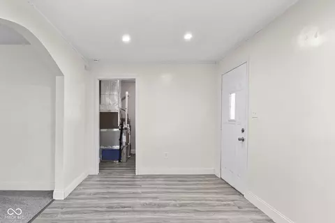 Entry Way - 1090 N Mann Ave, Austin, IN 47102 photo 3 of 3