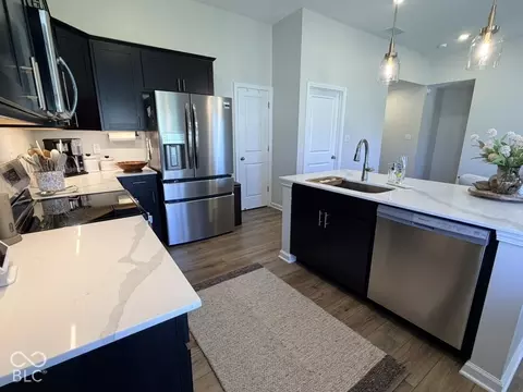 Kitchen - 1655 Creek Bed, Pendleton, IN 46064 photo 6 of 8