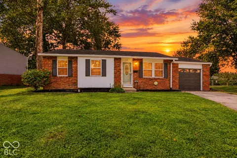 14 Rodney Ct, Beech Grove, IN 46107