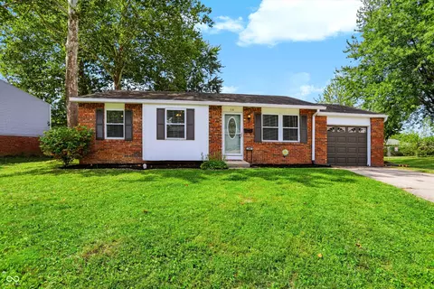 14 Rodney Ct, Beech Grove, IN 46107