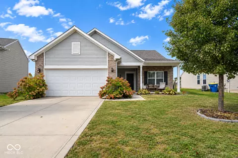 7214 Moultrie Dr, Indianapolis, IN 46217