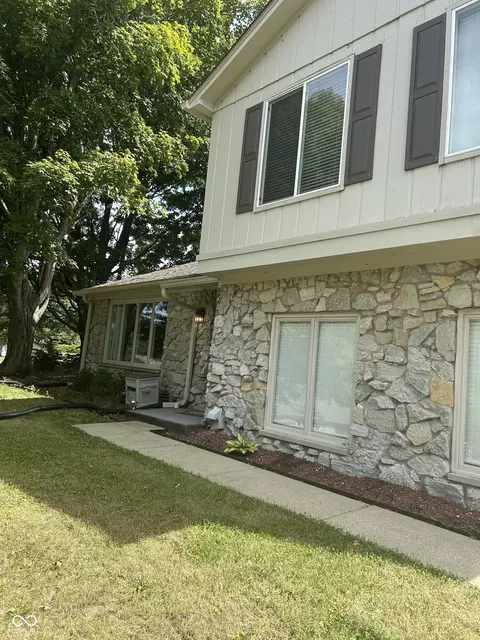 1031 Lancashire Ln, Pendleton, IN 46064 photo 5