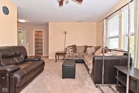 Living - 2372 Shadowbrook Dr, Plainfield, IN 46168 photo 2 of 4