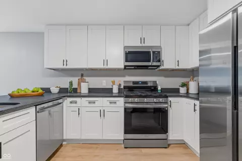 Kitchen - 3533 Hunt St, Plainfield, IN 46168 photo 3 of 4