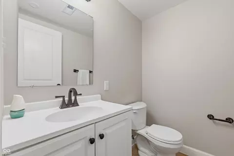Bath - 3533 Hunt St, Plainfield, IN 46168 photo 1 of 5