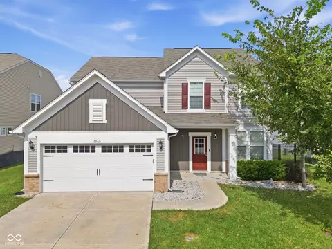 6660 Harvest Moon Ln, Whitestown, IN 46075