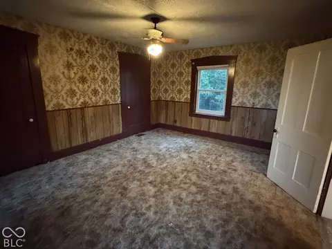 Bedroom - 6256 W Fall Creek Dr, Pendleton, IN 46064 photo 4 of 8