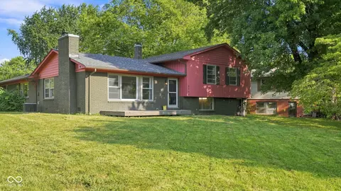 2700 Redbud Ln, Anderson, IN 46011