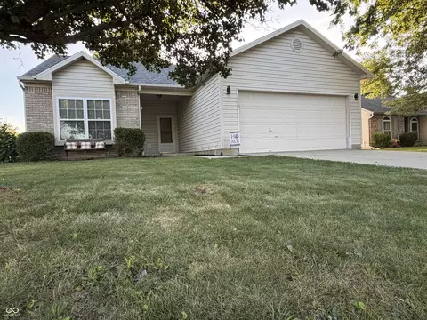 1360 Evergreen Dr, Greenfield, IN 46140