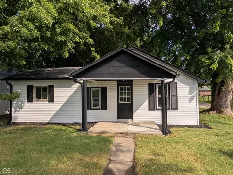 60 W Poston Rd, Martinsville, IN 46151