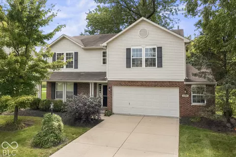 10145 Stockwell Dr, Fishers, IN 46038