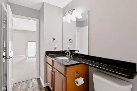 Bath - 11285 Shoreview Cir, Indianapolis, IN 46236 photo 3 of 6