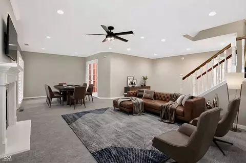 Living - 11285 Shoreview Cir, Indianapolis, IN 46236 photo 12 of 17