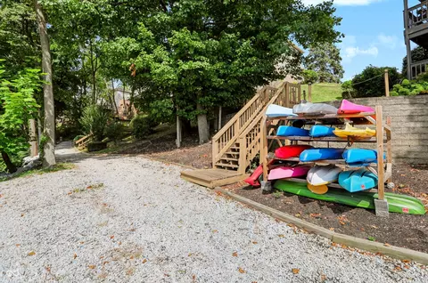 Exterior - 11285 Shoreview Cir, Indianapolis, IN 46236 photo 14 of 18