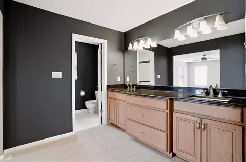 Bath - 11285 Shoreview Cir, Indianapolis, IN 46236 photo 5 of 6