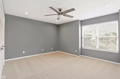 Bedroom - 11285 Shoreview Cir, Indianapolis, IN 46236 photo 1 of 7