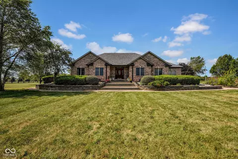 3141 N 425 W, Fairland, IN 46126