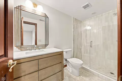 Bath - 10598 Coppergate Dr, Carmel, IN 46032 photo 4 of 4