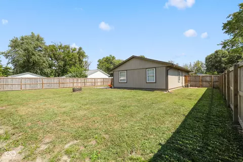 Exterior - 224 N Beech St, Brazil, IN 47834 photo 7 of 8