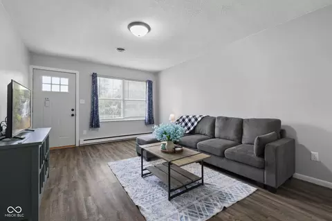 Living - 224 N Beech St, Brazil, IN 47834 photo 1 of 2