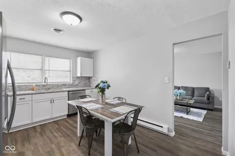 Dining - 224 N Beech St, Brazil, IN 47834 photo 2 of 3