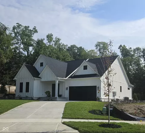 16585 Burlwood Dr, Westfield, IN 46074