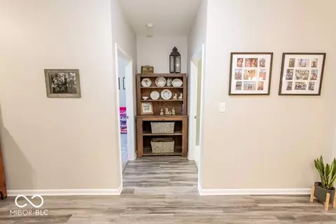Entry Way - 5604 Payne Blvd, Plainfield, IN 46168 photo 2 of 2