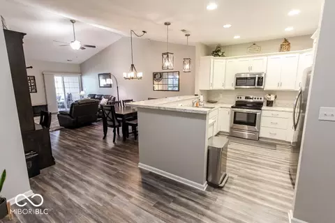 Kitchen - 5604 Payne Blvd, Plainfield, IN 46168 photo 5 of 5